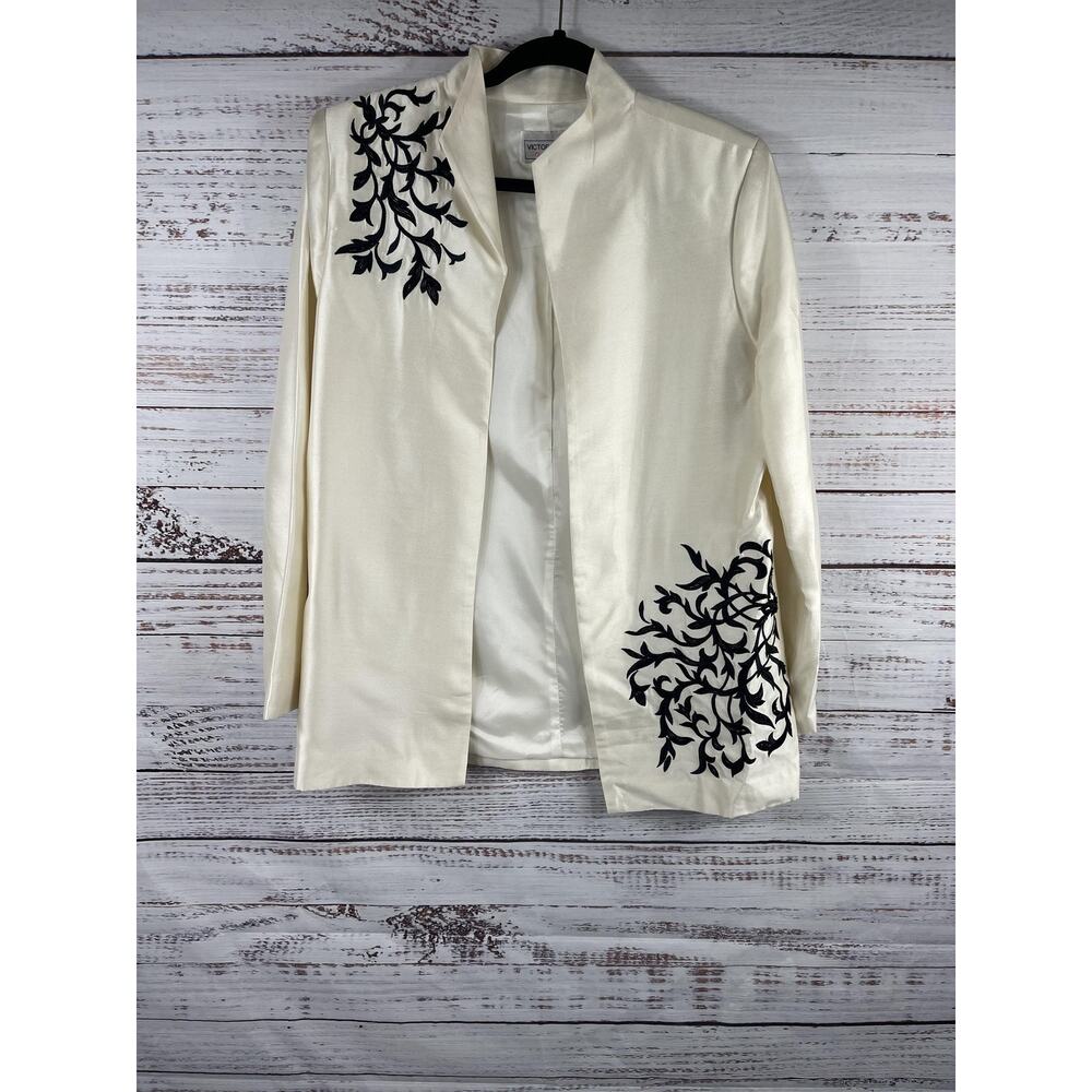 Victor Costa Jacket Womens Small White Silk Embroidered Floral Formal Occasion